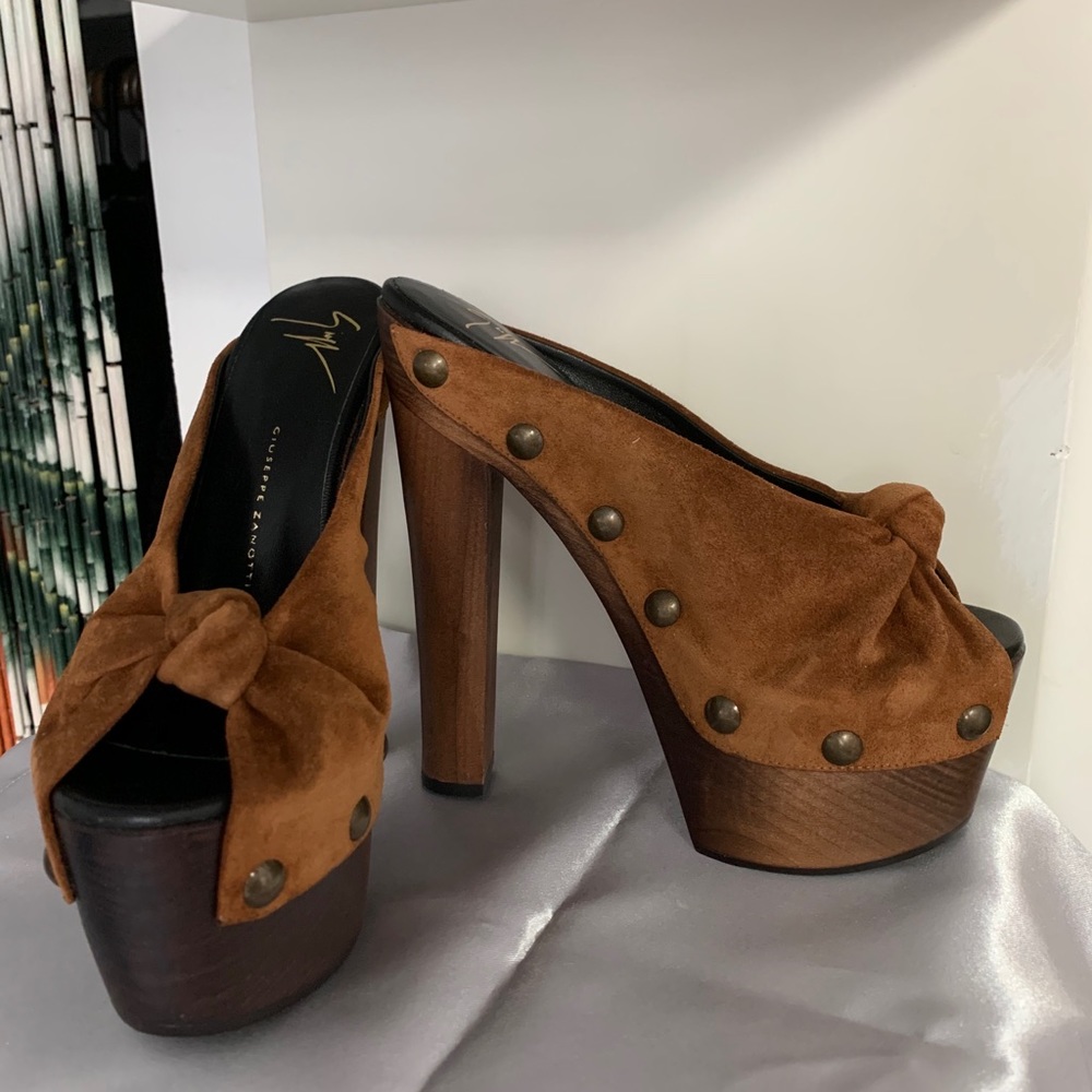 Giuseppe Zanotti Open Toed Wedges